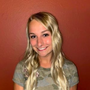 Meet your Posher, Bailey